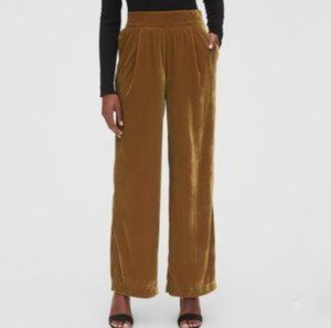 Gap Gold Velvet Pants